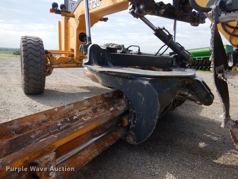 image for item DI0269 2013 John Deere 672G  motor grader