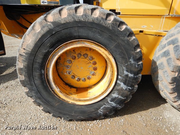 image for item DI0269 2013 John Deere 672G  motor grader