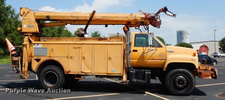 image for item DJ4279 1991 GMC TopKick SL  digger derrick truck