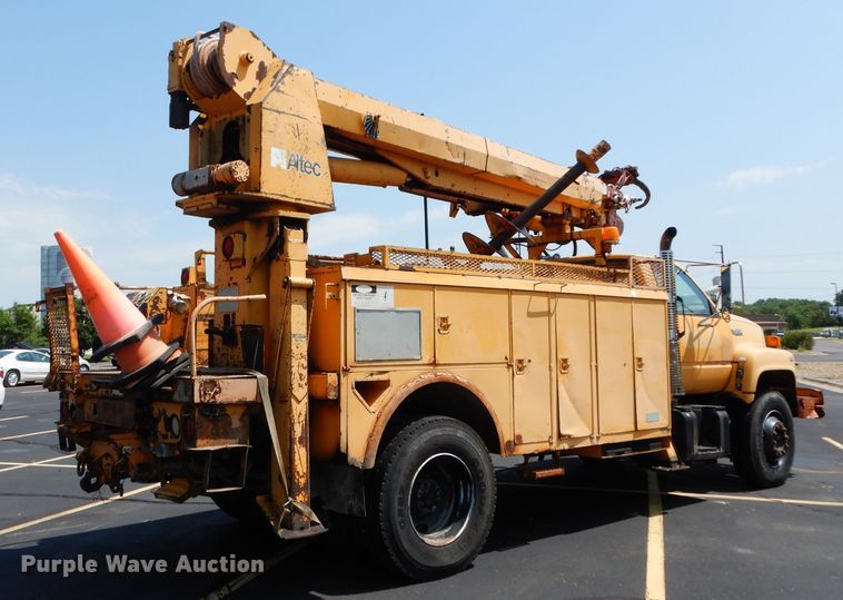 image for item DJ4279 1991 GMC TopKick SL  digger derrick truck