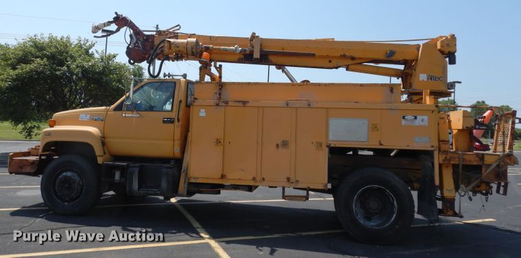 image for item DJ4279 1991 GMC TopKick SL  digger derrick truck