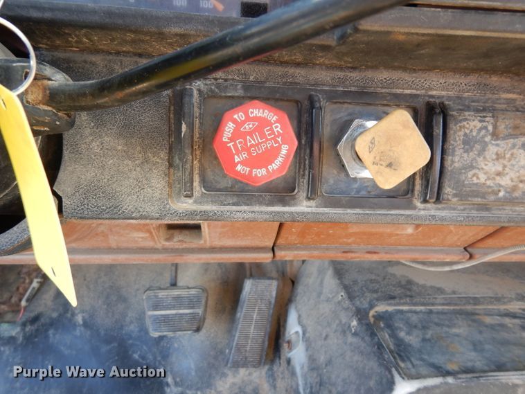 image for item DJ4279 1991 GMC TopKick SL  digger derrick truck