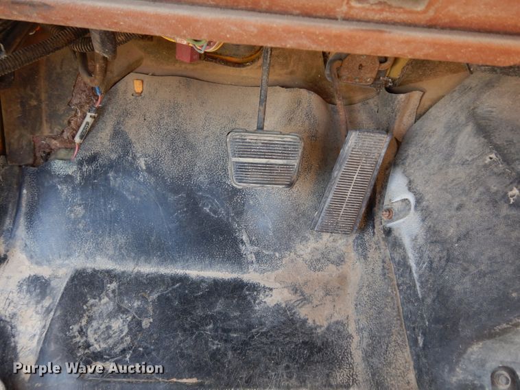 image for item DJ4279 1991 GMC TopKick SL  digger derrick truck