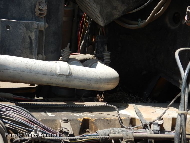 image for item DJ4279 1991 GMC TopKick SL  digger derrick truck