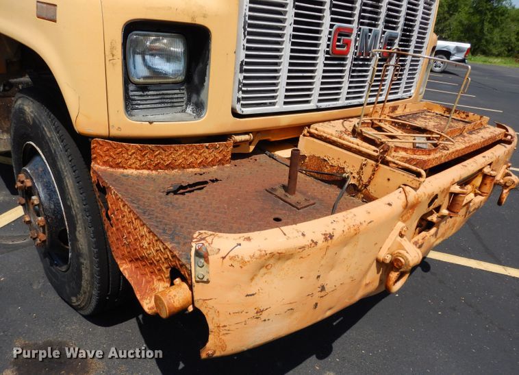 image for item DJ4279 1991 GMC TopKick SL  digger derrick truck