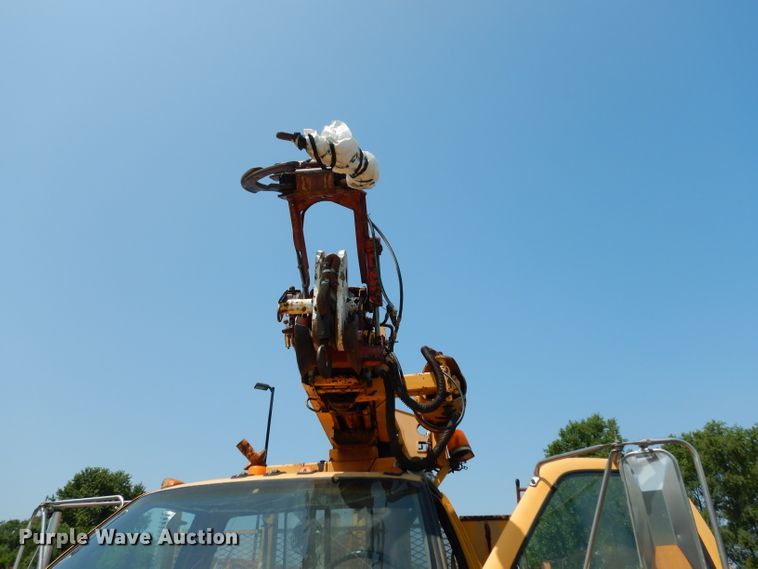 image for item DJ4279 1991 GMC TopKick SL  digger derrick truck