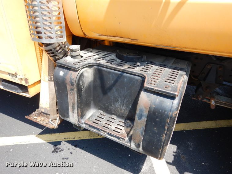 image for item DJ4279 1991 GMC TopKick SL  digger derrick truck