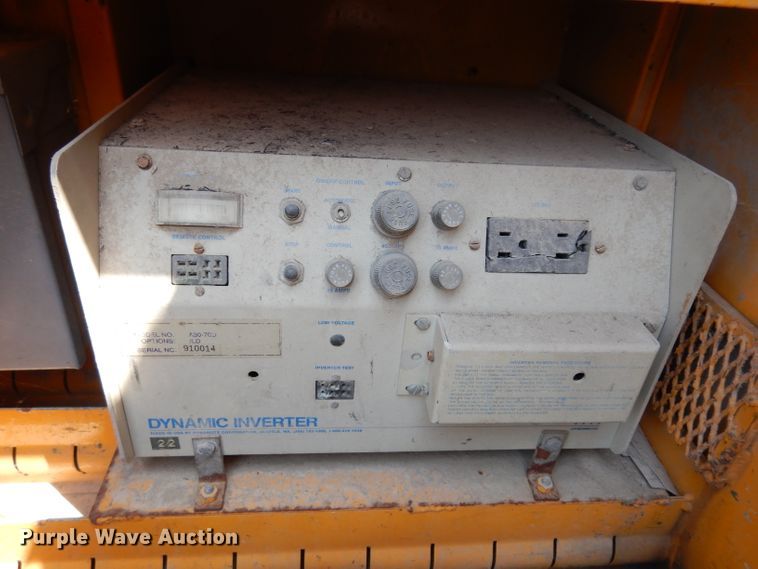 image for item DJ4279 1991 GMC TopKick SL  digger derrick truck