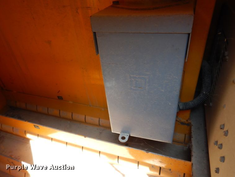 image for item DJ4279 1991 GMC TopKick SL  digger derrick truck