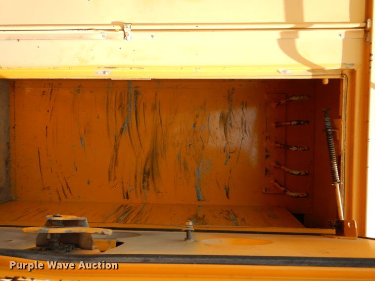 image for item DJ4279 1991 GMC TopKick SL  digger derrick truck