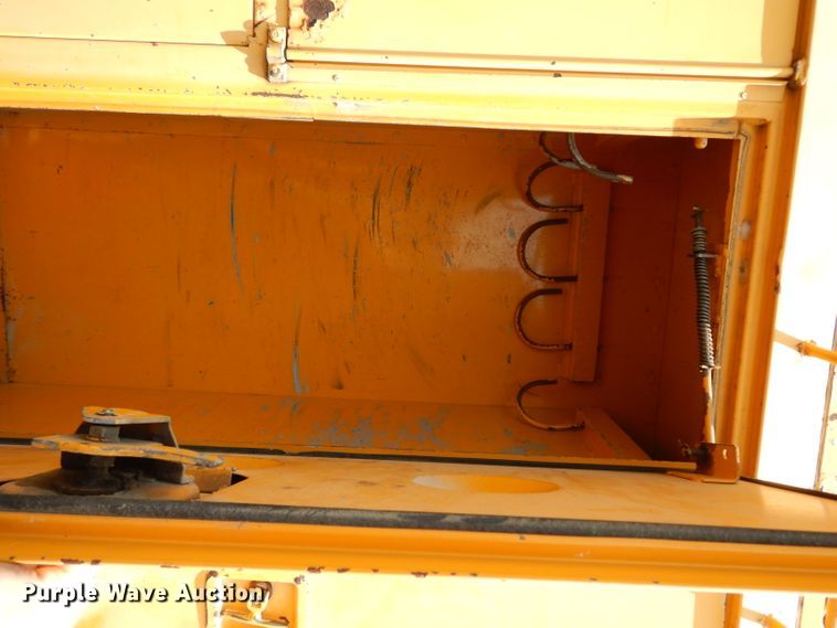 image for item DJ4279 1991 GMC TopKick SL  digger derrick truck