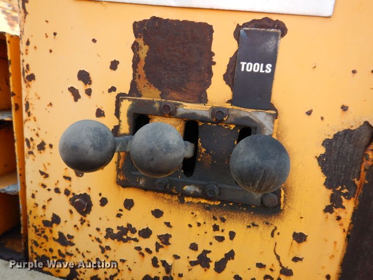 image for item DJ4279 1991 GMC TopKick SL  digger derrick truck