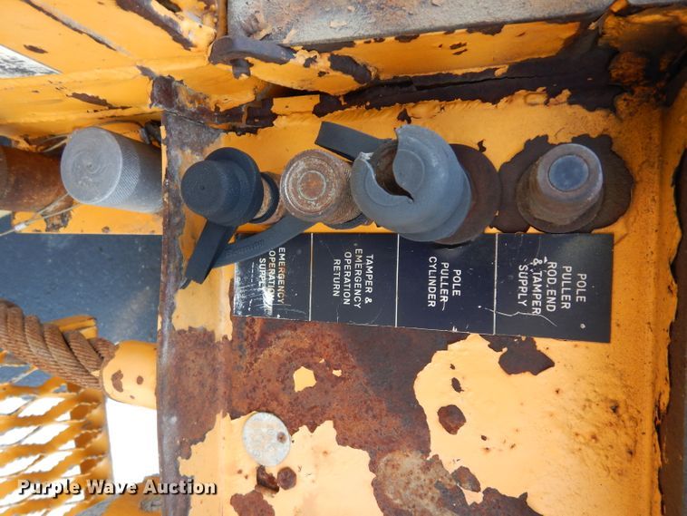 image for item DJ4279 1991 GMC TopKick SL  digger derrick truck