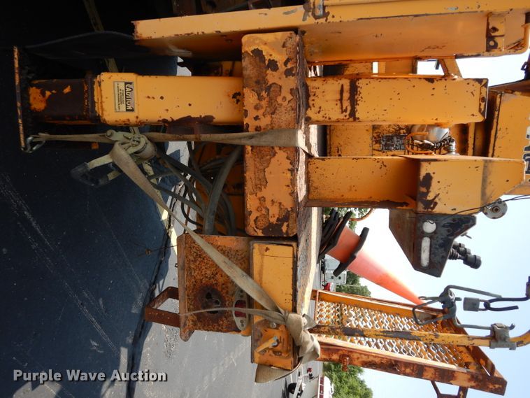 image for item DJ4279 1991 GMC TopKick SL  digger derrick truck