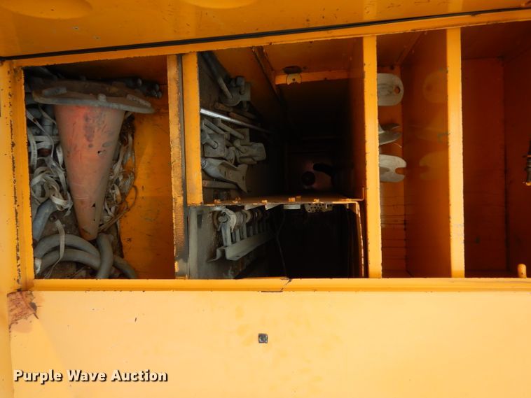 image for item DJ4279 1991 GMC TopKick SL  digger derrick truck