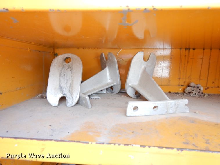 image for item DJ4279 1991 GMC TopKick SL  digger derrick truck