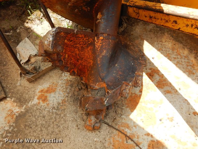 image for item DJ4279 1991 GMC TopKick SL  digger derrick truck