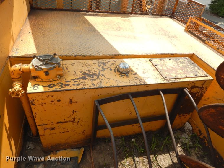 image for item DJ4279 1991 GMC TopKick SL  digger derrick truck