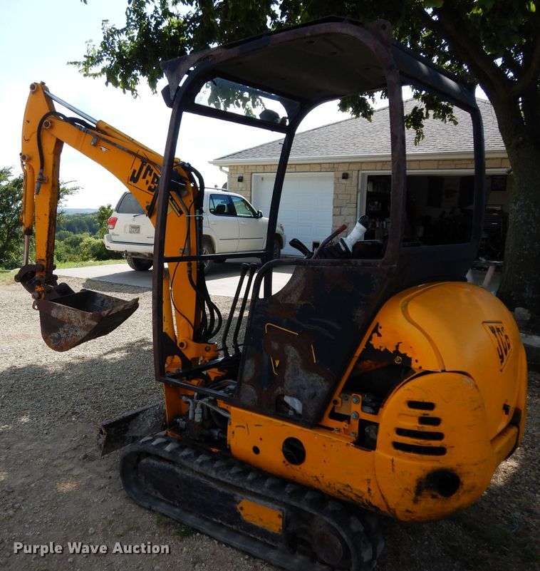 image for item DJ4292 2002 JCB 801  mini excavator
