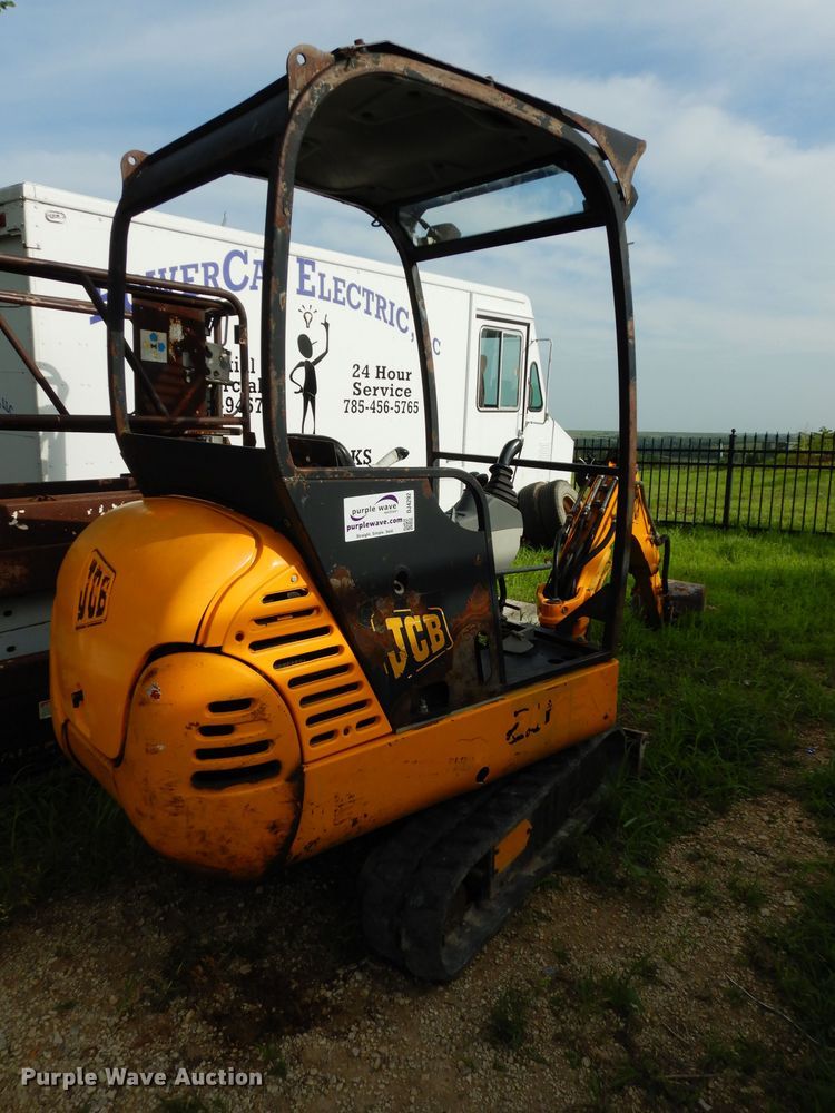 image for item DJ4292 2002 JCB 801  mini excavator