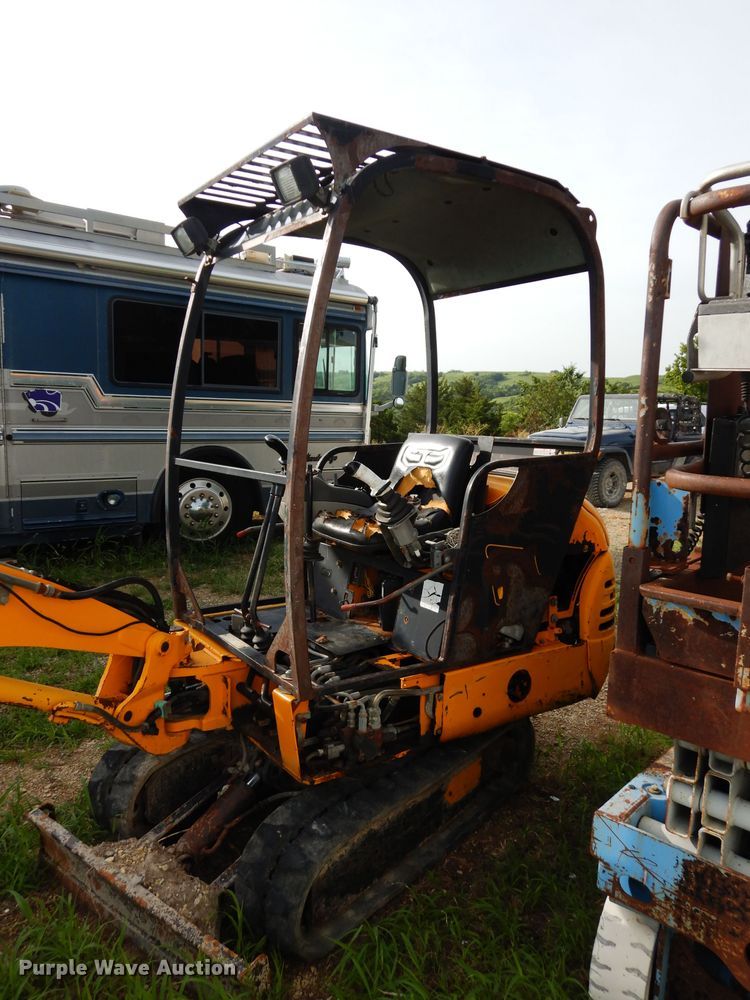 image for item DJ4292 2002 JCB 801  mini excavator