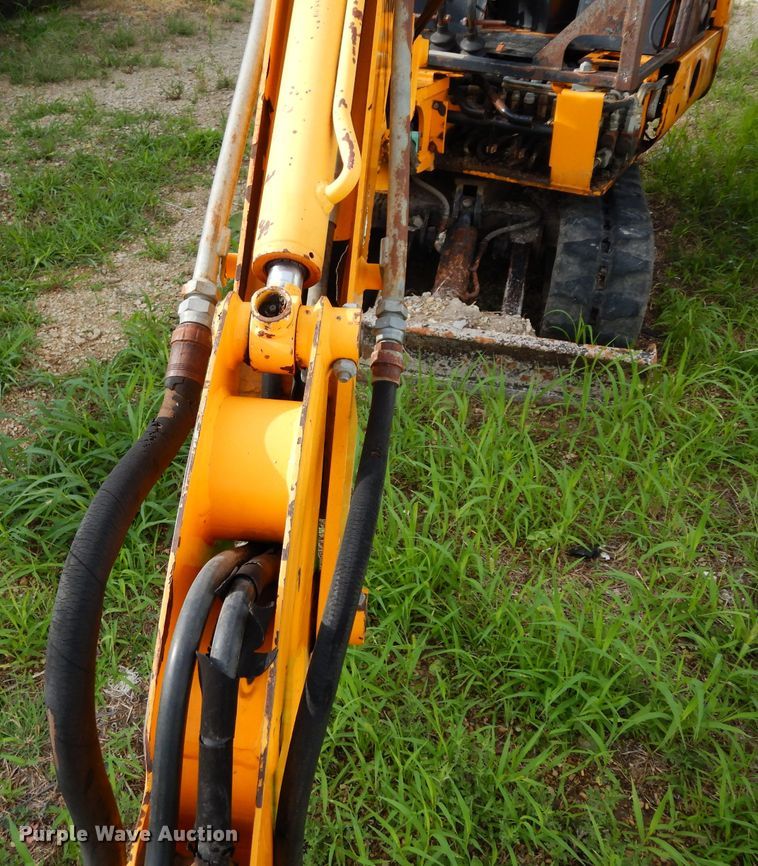 image for item DJ4292 2002 JCB 801  mini excavator