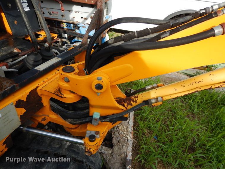 image for item DJ4292 2002 JCB 801  mini excavator