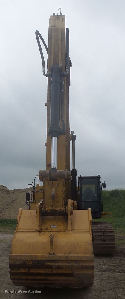 image for item EF9633 2014 Caterpillar 374F L  excavator