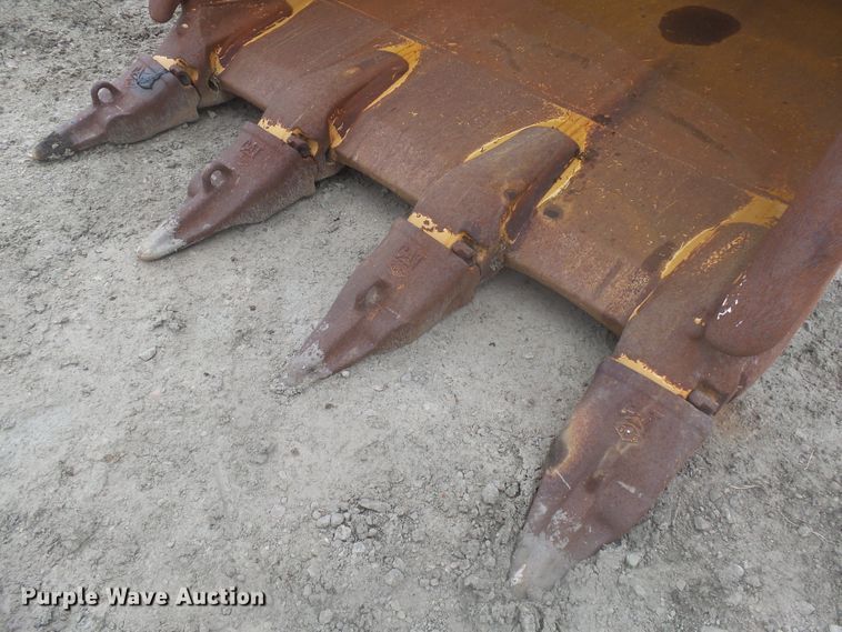 image for item EF9633 2014 Caterpillar 374F L  excavator