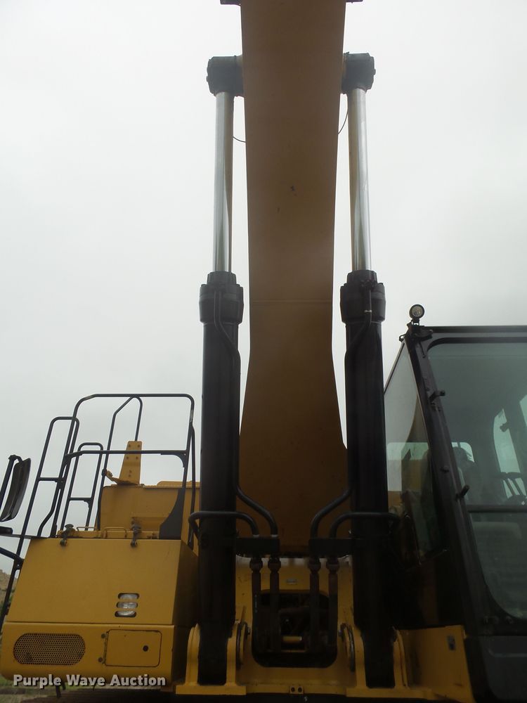 image for item EF9633 2014 Caterpillar 374F L  excavator