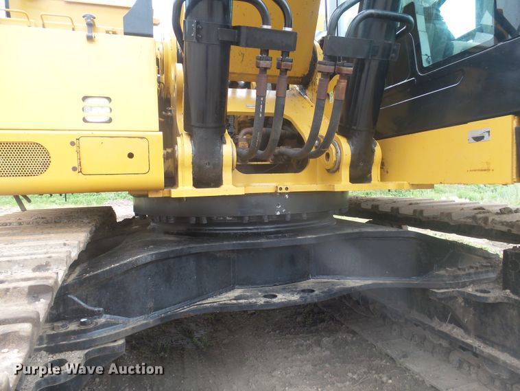 image for item EF9633 2014 Caterpillar 374F L  excavator