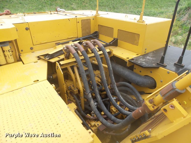 image for item EF9633 2014 Caterpillar 374F L  excavator