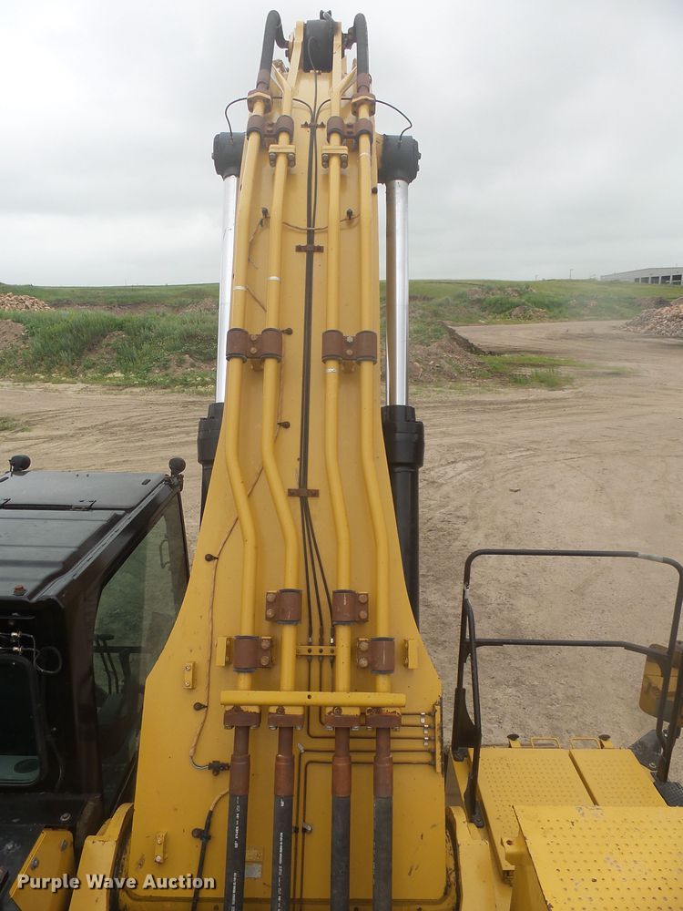 image for item EF9633 2014 Caterpillar 374F L  excavator