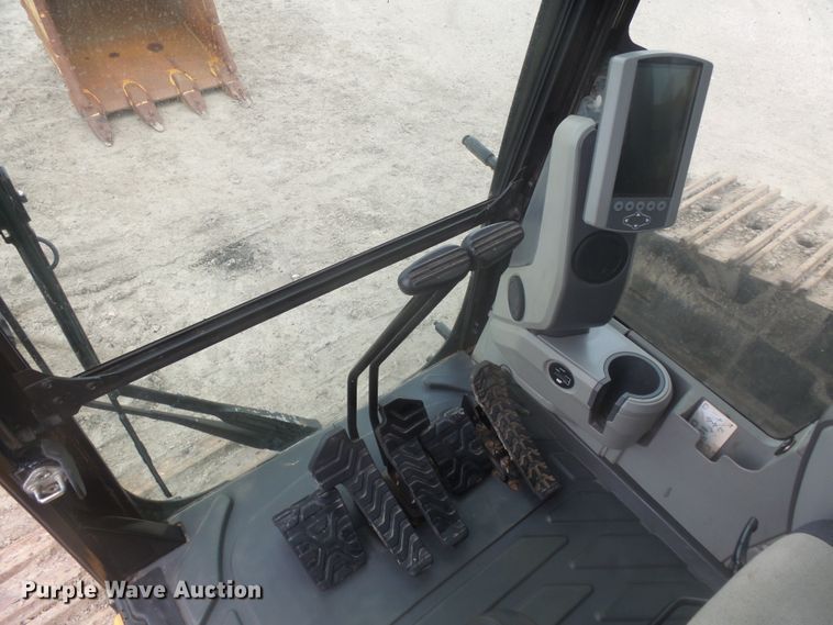 image for item EF9633 2014 Caterpillar 374F L  excavator