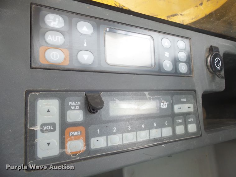 image for item EF9633 2014 Caterpillar 374F L  excavator