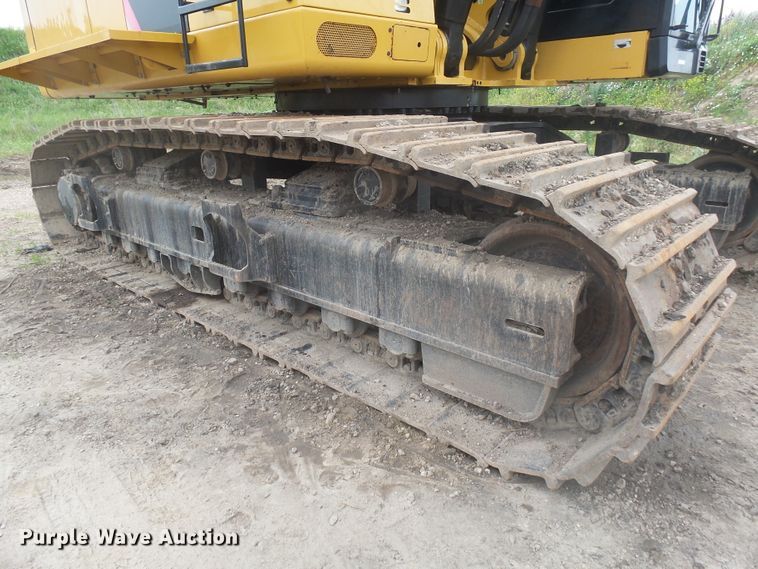 image for item EF9633 2014 Caterpillar 374F L  excavator