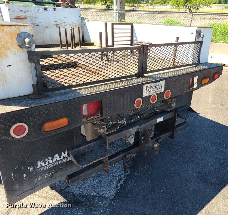 image for item EL9890 2005 Ford F450 Super Duty  flatbed truck