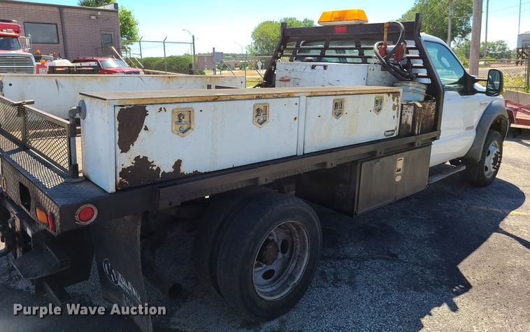 image for item EL9890 2005 Ford F450 Super Duty  flatbed truck