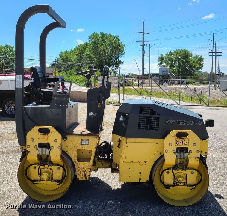 image for item EL9892 Bomag BW120AD-3  vibratory double drum roller