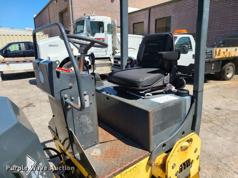 image for item EL9892 Bomag BW120AD-3  vibratory double drum roller