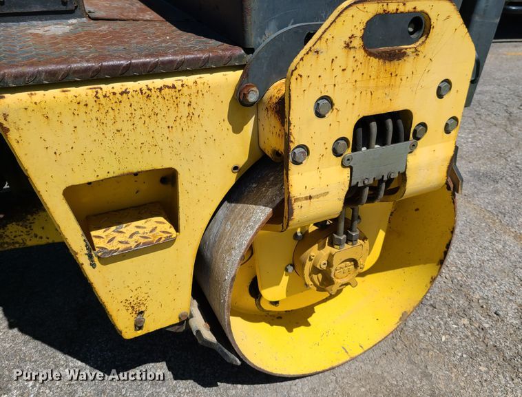 image for item EL9892 Bomag BW120AD-3  vibratory double drum roller
