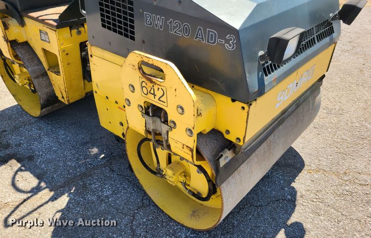 image for item EL9892 Bomag BW120AD-3  vibratory double drum roller