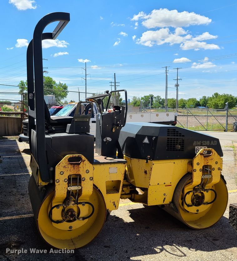image for item EL9893 Bomag BW138AD  vibratory double drum roller