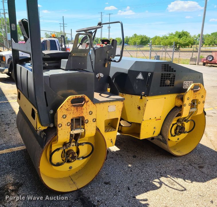 image for item EL9893 Bomag BW138AD  vibratory double drum roller