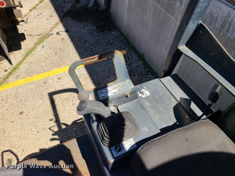 image for item EL9893 Bomag BW138AD  vibratory double drum roller