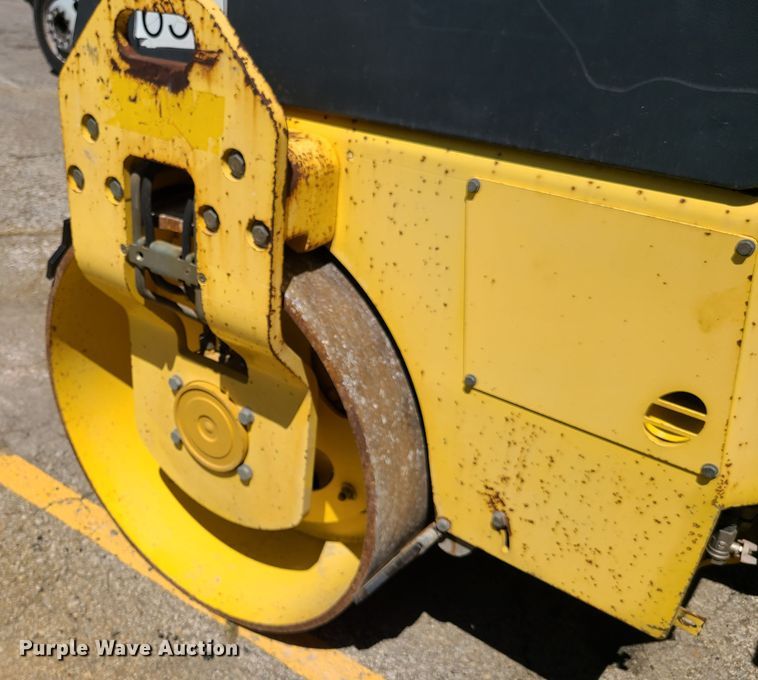 image for item EL9893 Bomag BW138AD  vibratory double drum roller