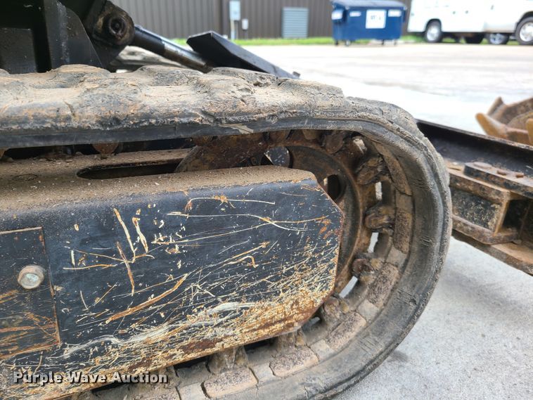 image for item EL9918 2012 Yanmar SV08-1A  mini excavator