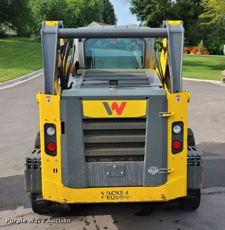 image for item EL9923 2018 Wacker ST31  tracked skid steer loader