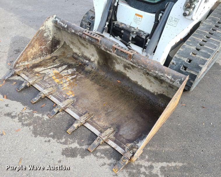 image for item EL9924 2017 Bobcat T595  tracked skid steer loader