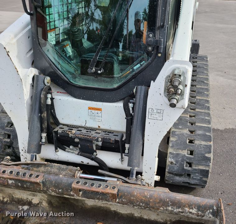 image for item EL9924 2017 Bobcat T595  tracked skid steer loader